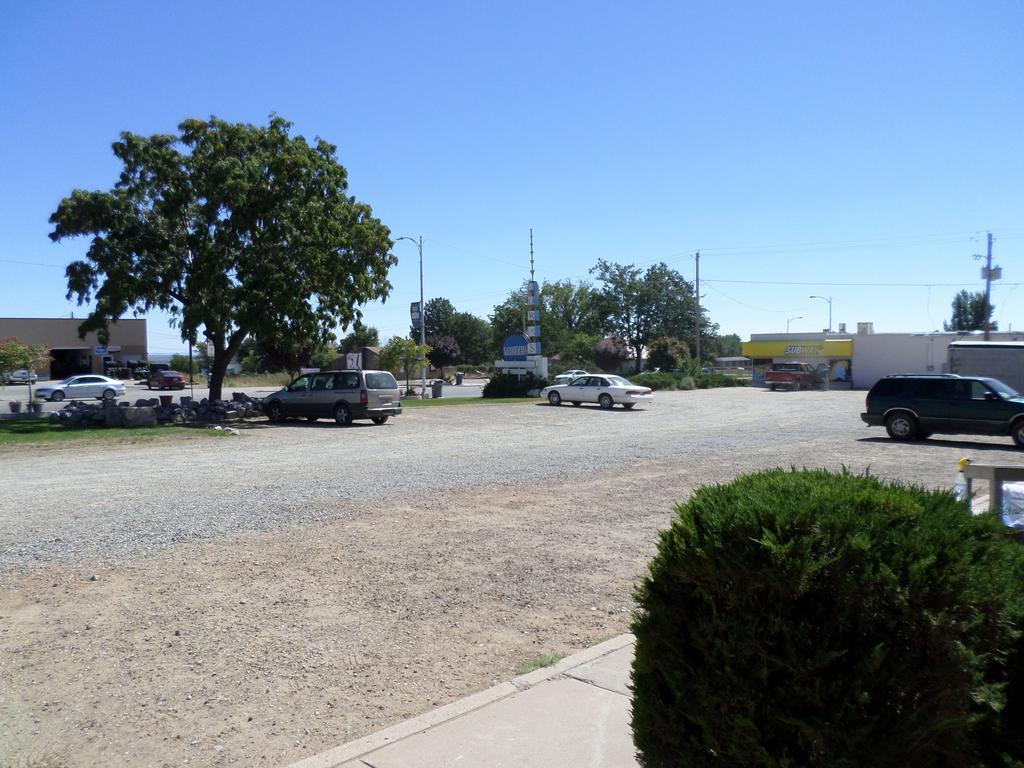 Cliff Palace Motel Blanding Esterno foto