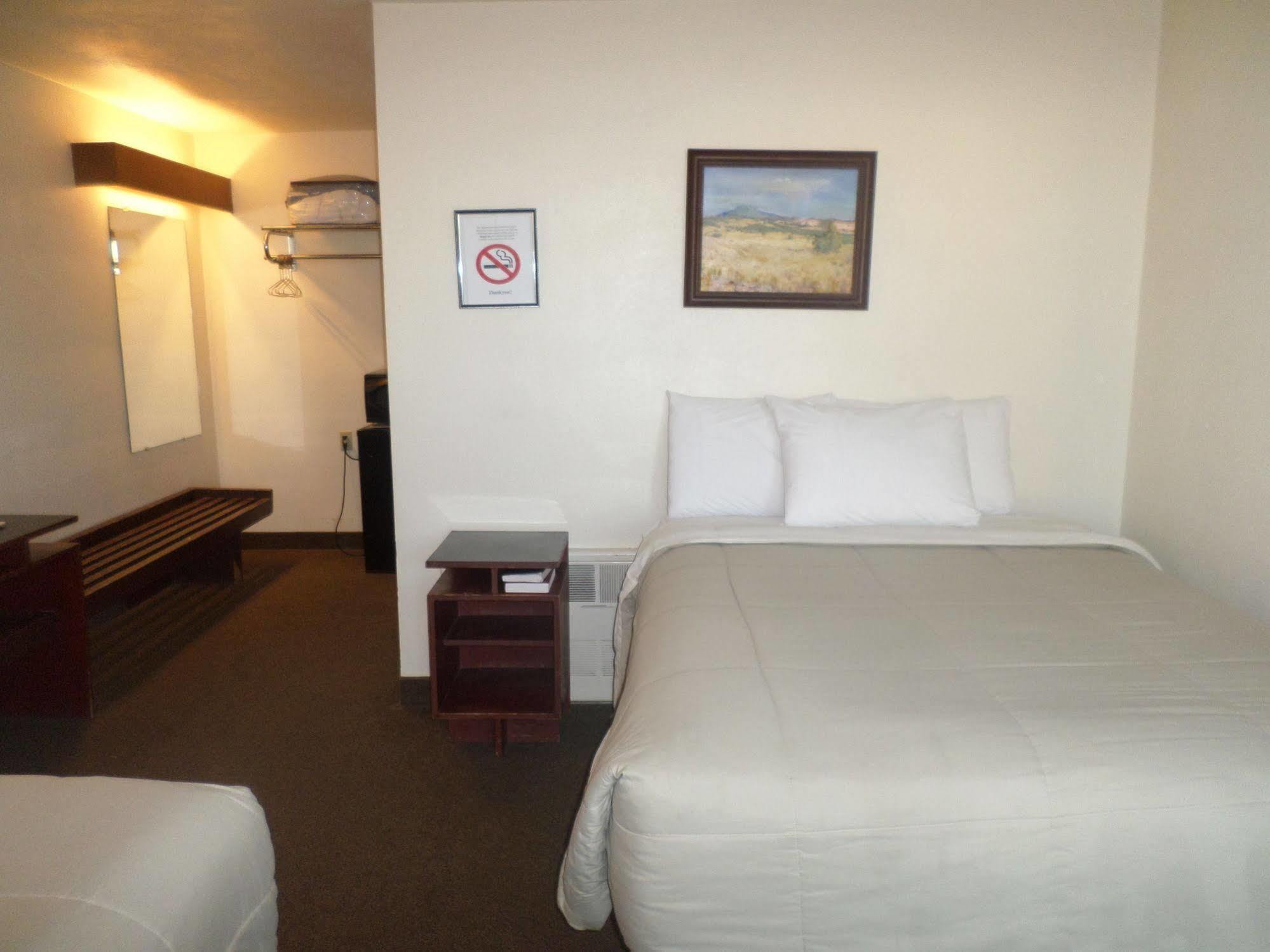 Cliff Palace Motel Blanding Esterno foto