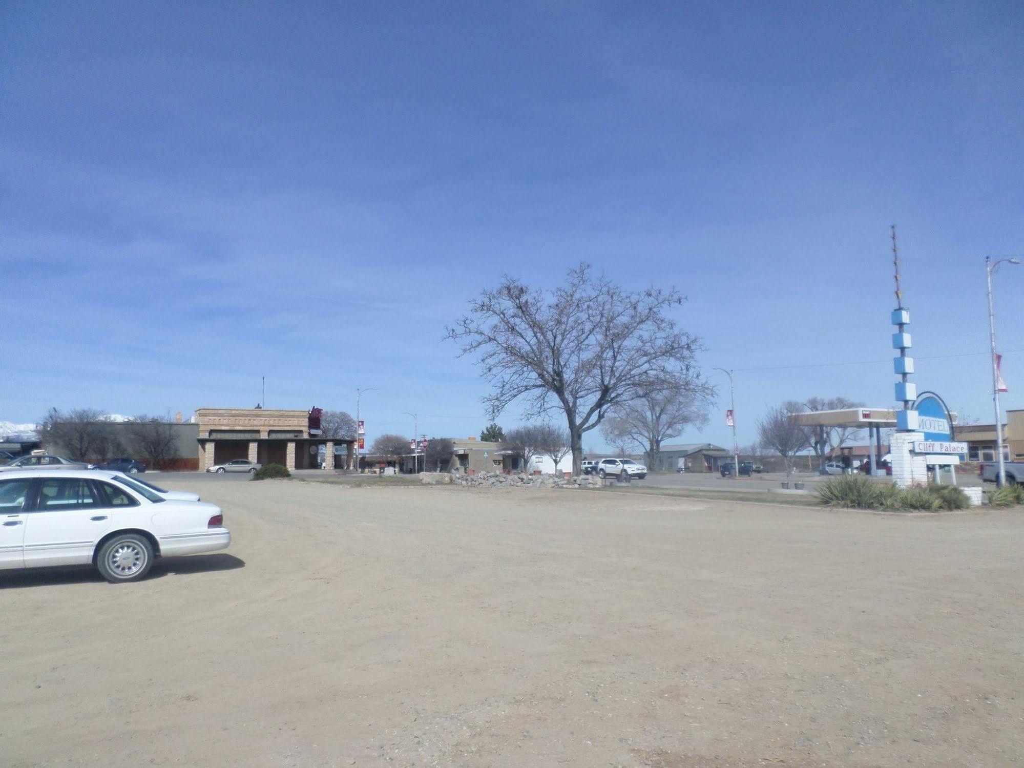 Cliff Palace Motel Blanding Esterno foto
